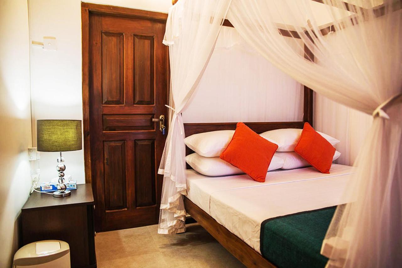 Beach Villa Randiya 高尔 外观 照片