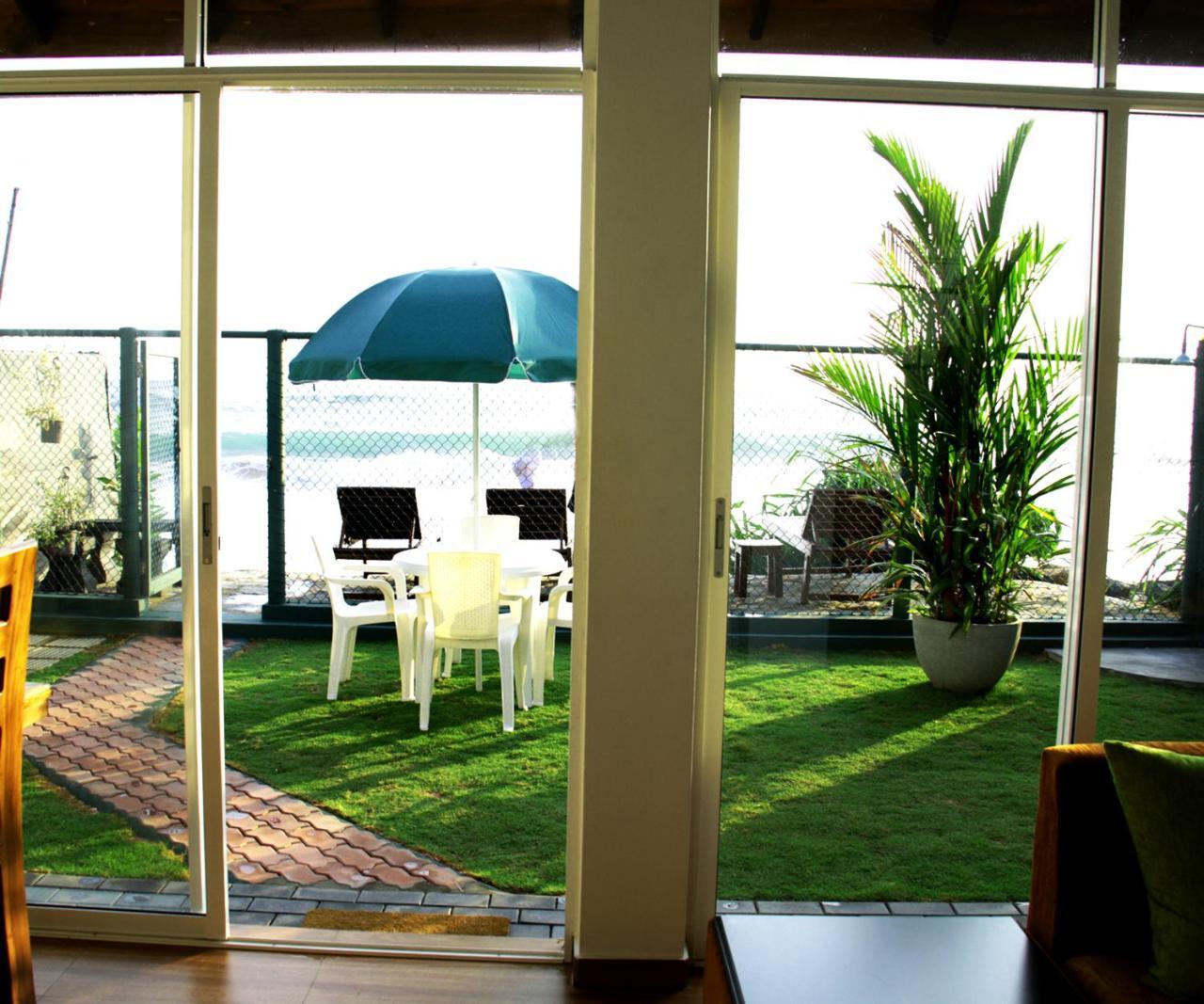 Beach Villa Randiya 高尔 外观 照片