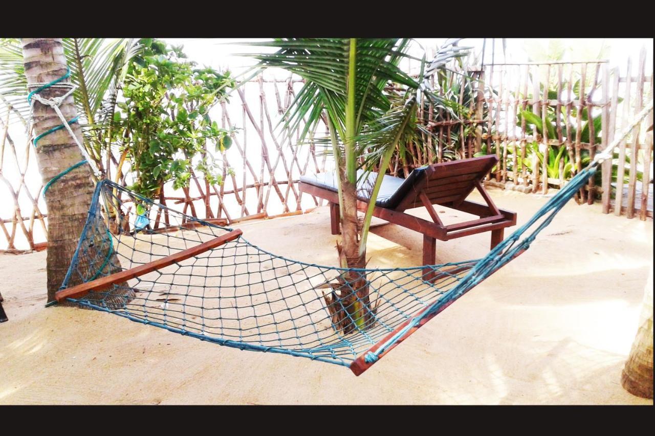 Beach Villa Randiya 高尔 外观 照片